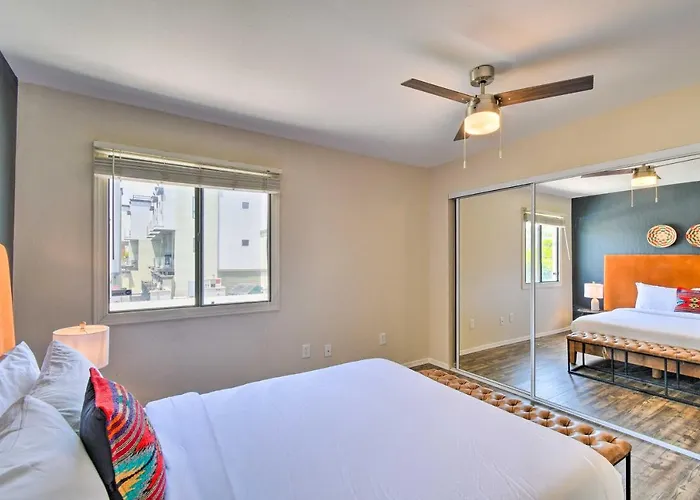 1 Mi To Old Town! Snowbird Escape W/ Pool Access