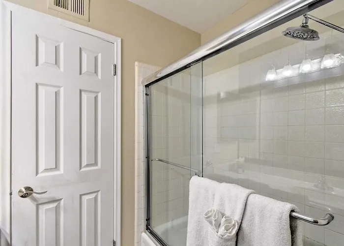 1 Mi To Old Town! Snowbird Escape W/ Pool Access * Scottsdale