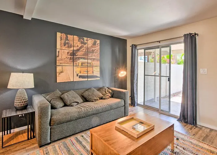 1 Mi To Old Town! Snowbird Escape W/ Pool Access * Scottsdale